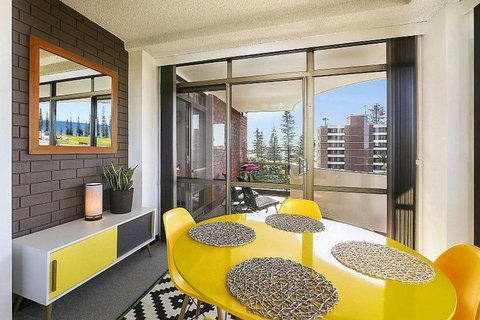 Fountain Court 21 18 Lord Street - Redcliffe Tourism 7