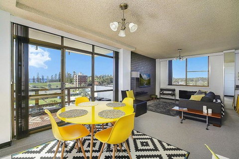 Fountain Court 21 18 Lord Street - Redcliffe Tourism 4