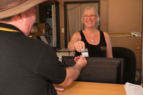 Abajaz Motor Inn - Redcliffe Tourism 6