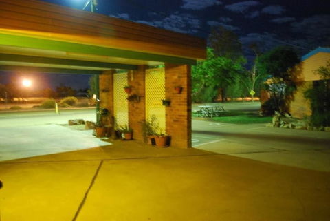 Abajaz Motor Inn - Redcliffe Tourism 4