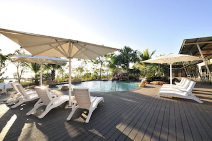  Redcliffe Tourism