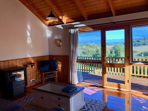 Daysy Hill Country Cottages - Redcliffe Tourism 2