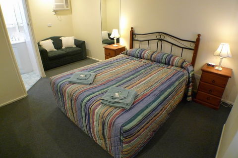 Parkhaven Motel - Redcliffe Tourism 3
