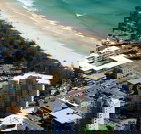 Pacific Regis Apartments - Redcliffe Tourism