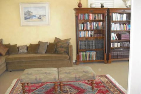 Sanctuary Cove Villas - Redcliffe Tourism 2