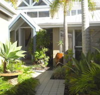 Sanctuary Cove Villas - Redcliffe Tourism