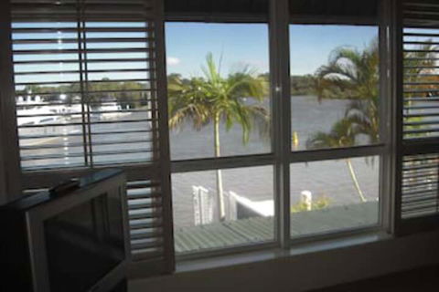 Sanctuary Cove Villas - Redcliffe Tourism 7