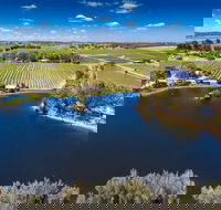 Stonewell Cottages  Vineyards - Redcliffe Tourism