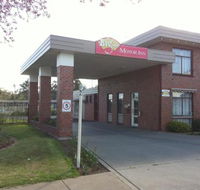 Big Valley Lakeside Paradise Motor Inn - Redcliffe Tourism