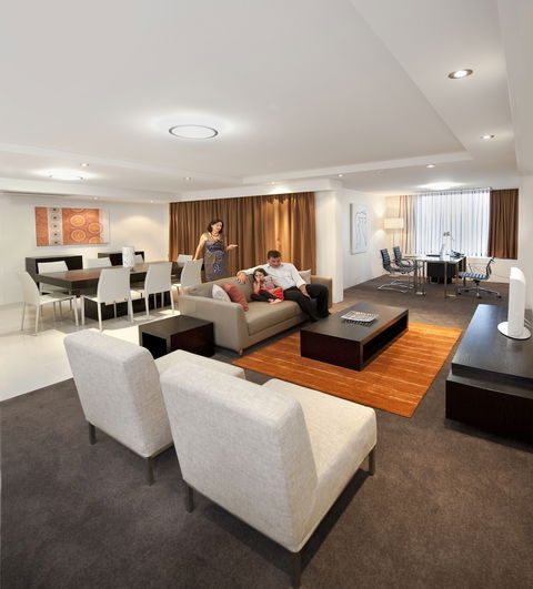 CBD Luxury Accommodation - Redcliffe Tourism 6