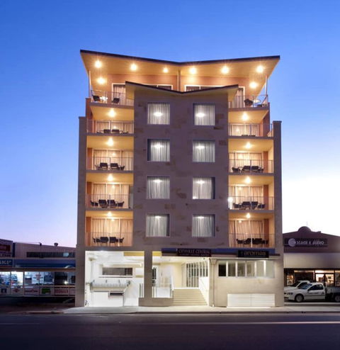 CBD Luxury Accommodation - Redcliffe Tourism 0
