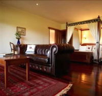 Lazy River Boutique Bed  Breakfast - Redcliffe Tourism