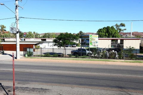 Leichhardt Accommodation - Redcliffe Tourism 2