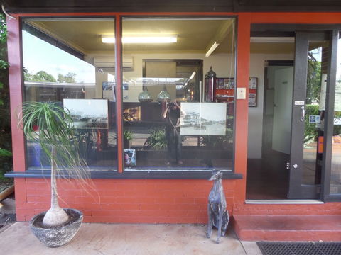 Motel Oasis - Redcliffe Tourism 6