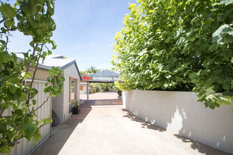 Archipelago Apartments - Redcliffe Tourism 0