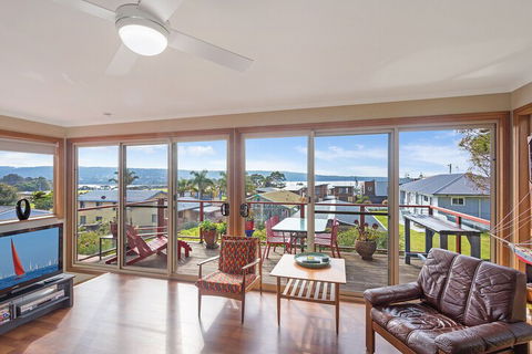 Monaro Cottage - Redcliffe Tourism 2