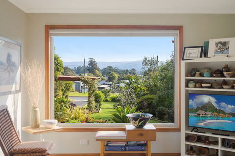 Monaro Cottage - Redcliffe Tourism 6
