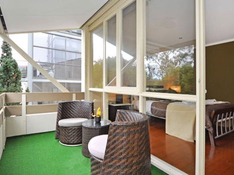 Park Vista Executive Townhouses - Redcliffe Tourism 5