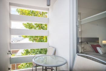 Apartment 9 - Redcliffe Tourism 2