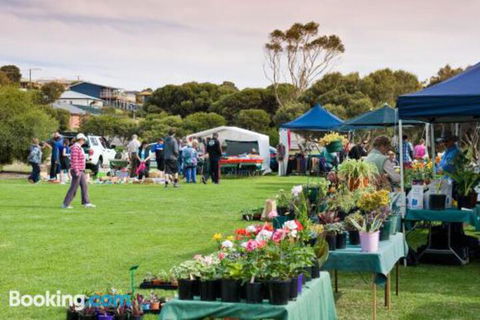 All Seasons Port Elliot Holiday House - Redcliffe Tourism 6