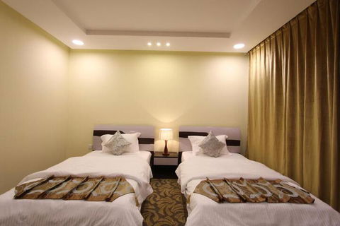 Coachmens Inn Motel - Redcliffe Tourism 3