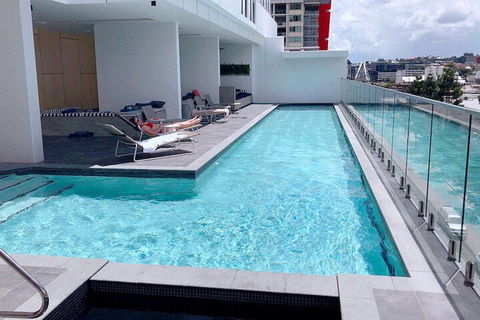 Chic Brisbane Living - Redcliffe Tourism 2