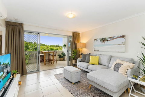 City Stadium Apartment On The Riverfront - Redcliffe Tourism 4
