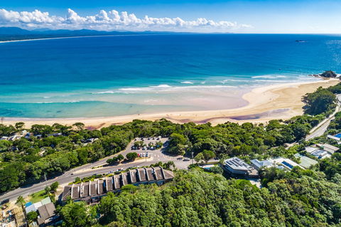 A Perfect Stay - 4 James Cook Apartments - Redcliffe Tourism 1