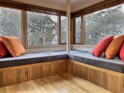 Alpine Walkabout Alpine Getaways - Redcliffe Tourism 6