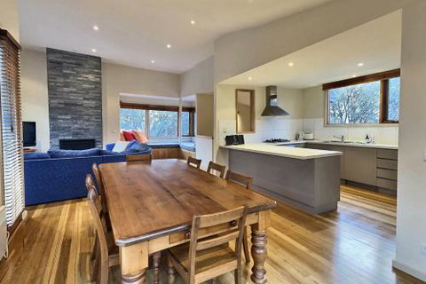 Alpine Walkabout Alpine Getaways - Redcliffe Tourism 3