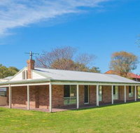 Anchors Away - Redcliffe Tourism