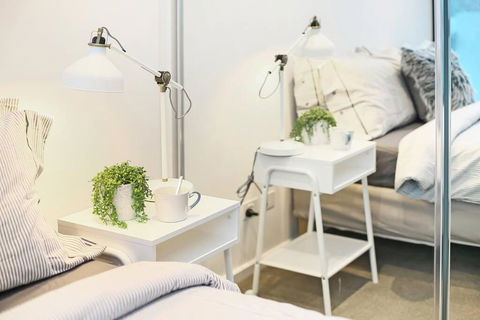 A Modern & Central Apt With Beautiful City Views - Redcliffe Tourism 4