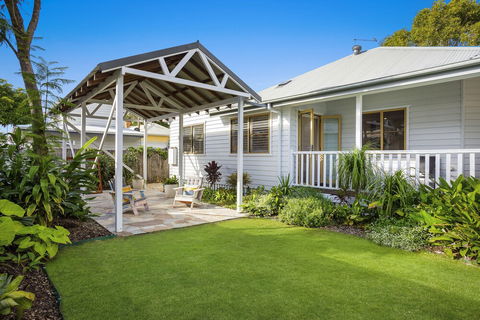 A Perfect Stay - Barefoot Lane - Redcliffe Tourism 0
