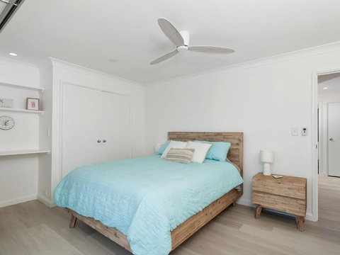 Forever Fingal At Fingal Bay - Redcliffe Tourism 6