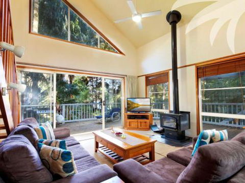 Araluen - Redcliffe Tourism 2