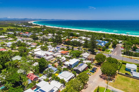 A PERFECT STAY - Aaloka Bay - Redcliffe Tourism 2