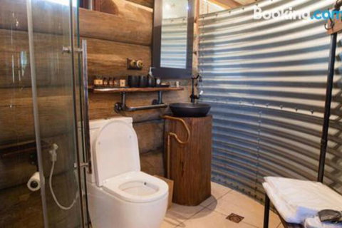 Amarina Farm Stay & Gardens - Redcliffe Tourism 4