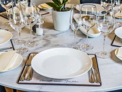 NARRAN Burradoo 4pm Check Out On Sundays - Redcliffe Tourism 5