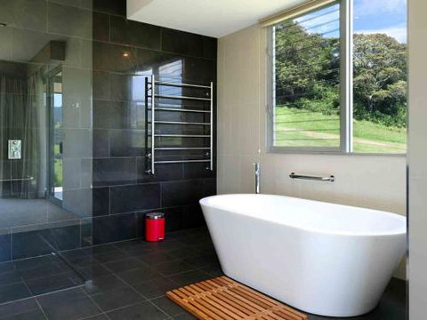 ROSE VALLEY Gerringong 4pm Check Out Sundays - Redcliffe Tourism 3