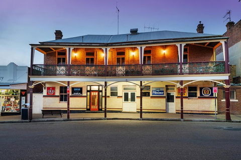 Commercial Travellers House - Redcliffe Tourism 2