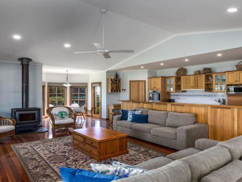 GULL HOUSE Kiama 4pm Check Out Sundays - Redcliffe Tourism 3