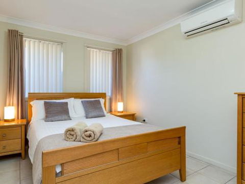 Loralyn In Sanctuary Point 4pm Check Out Sundays - Redcliffe Tourism 4