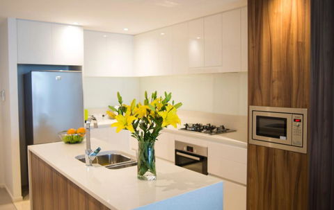 KUI Manhattan Apartments - Redcliffe Tourism 2