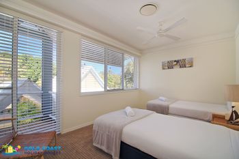 Harbourfront Retreat - Redcliffe Tourism 6