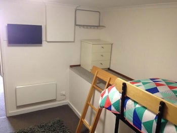 Lawlers 36B - Redcliffe Tourism 4
