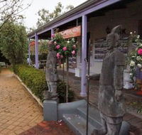 Spooky Hall Motel - Redcliffe Tourism