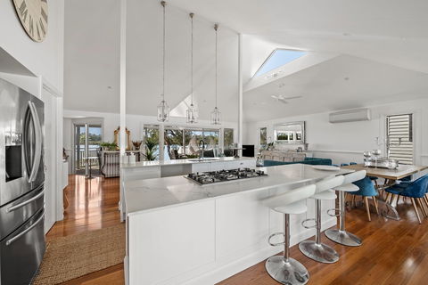 Summerville House - Redcliffe Tourism 4