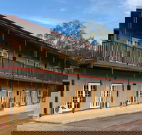 Settlers Hotel York - Redcliffe Tourism