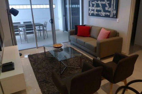 Kube On Cavanagh - Redcliffe Tourism 4