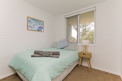 Seabreeze - Redcliffe Tourism 3